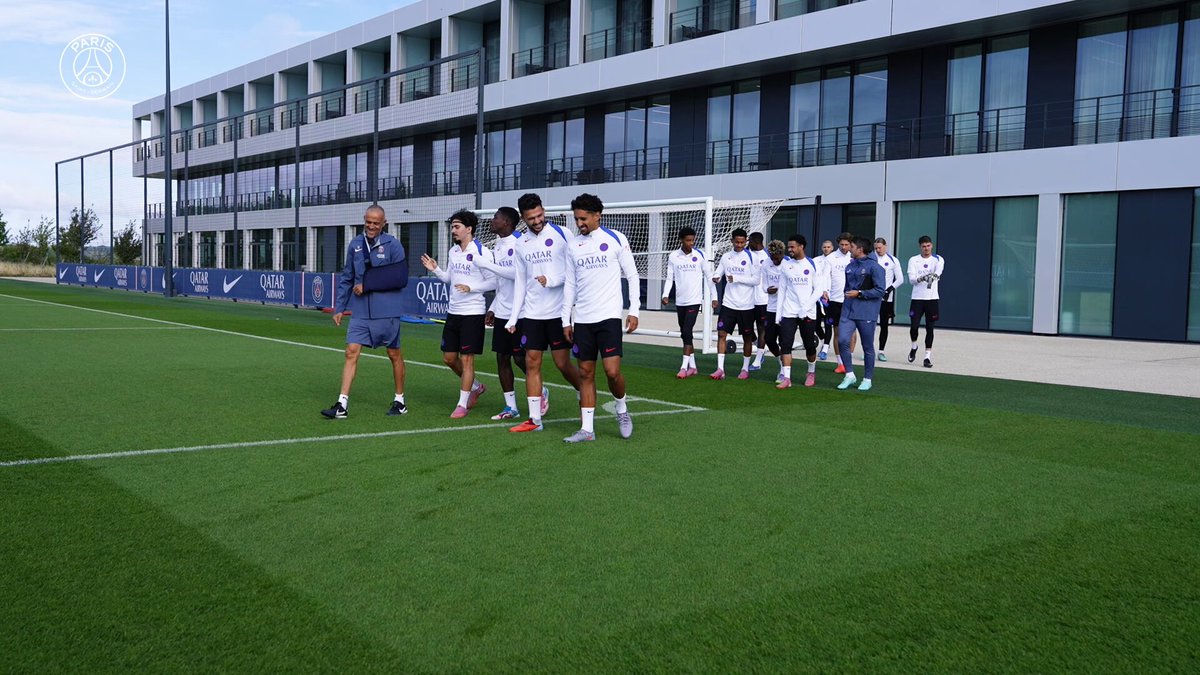 亚特兰大训练开放日，赛前调整名单引欢呼，法甲在即，年轻球员得到机会的简单介绍