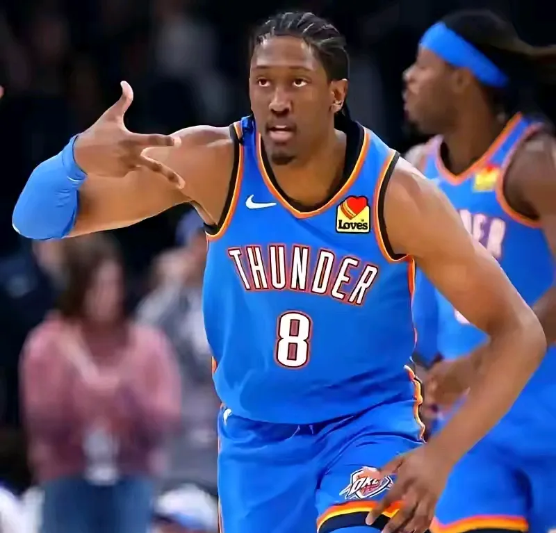 包含今晚俄克拉荷马雷霆门线救险：NBA总决赛节点到来；悬念犹存；控场能力受关注的词条