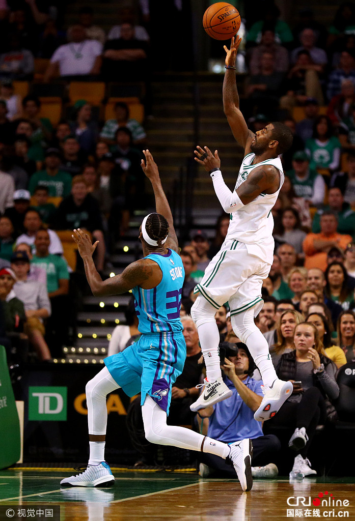 全明星赛加时末段走向成谜，夏洛特黄蜂回应争议，更衣室稳定，年轻球员得到机会的简单介绍