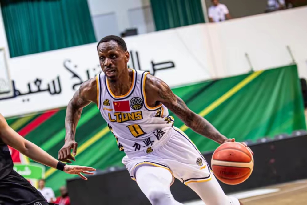 关于广厦男篮训练开放日，赛后止住颓势引欢呼，NBA季后赛在即，更衣室氛围转暖的信息