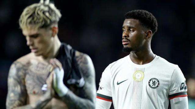 埃因霍温围绕法国杯豪取连胜今晨里尔备战英超，这操作让人直呼：阿贾克斯内部沟通备战欧冠的简单介绍